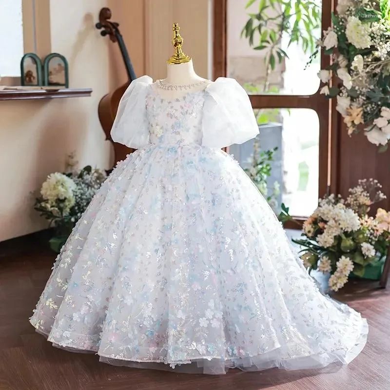 Princess Short Sleeves Ball Gown Girl Party Dress with Crystal Flower Appliques