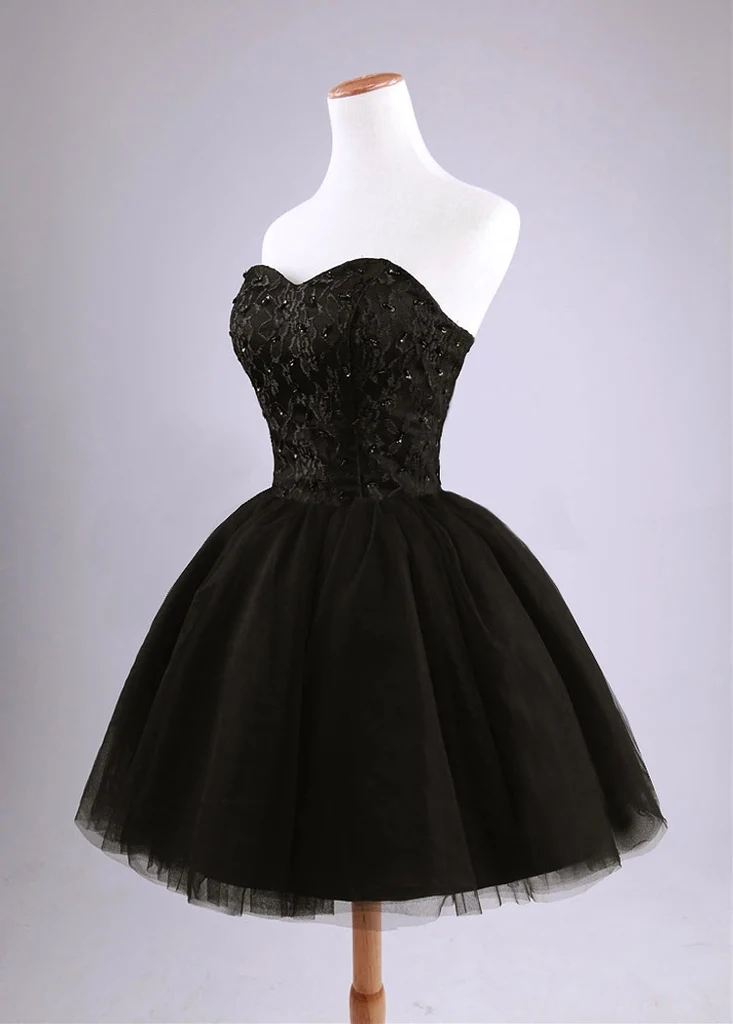 Beautiful Black Short Lace And Tulle Homecoming Dress, Sweetheart Short Prom Dress  gh159