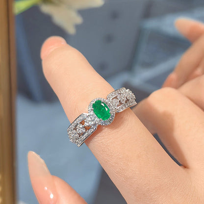 Vintage Minimalist Exquisite Rhinestone Emerald Gemstone Ring