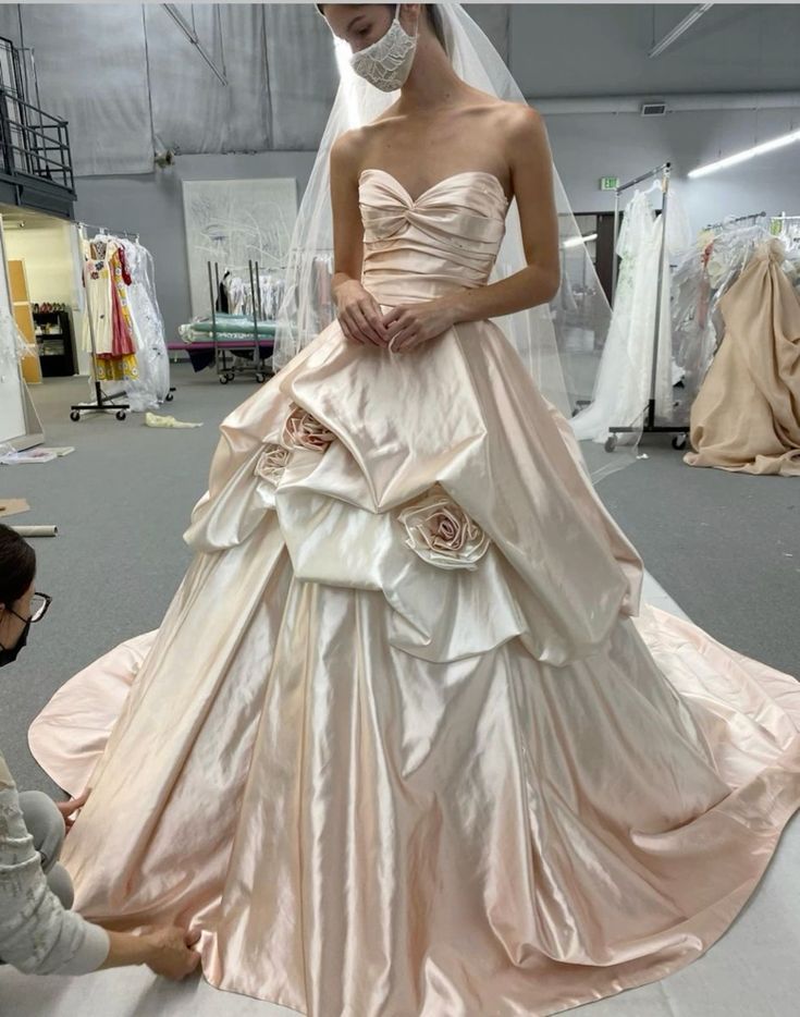 Nude Pink Elegant Fashion Vintage Exquisite Floral Long Satin Ball Gown Evening Dress Wedding Dress gh3202