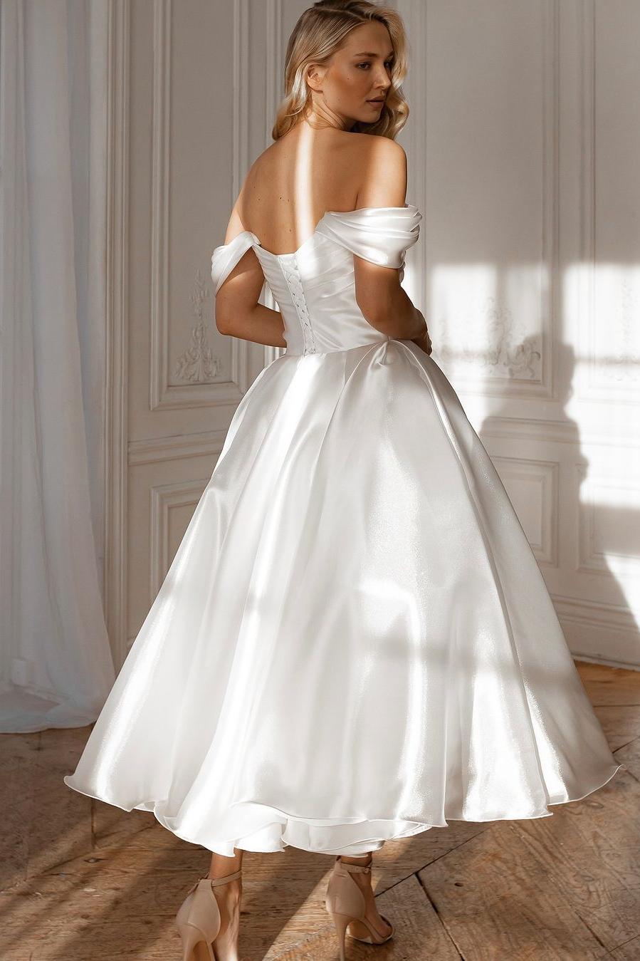 edgynewlook Exquisite White Satin Strapless Off the Shoulder A Line Prom Dress with Ruffles