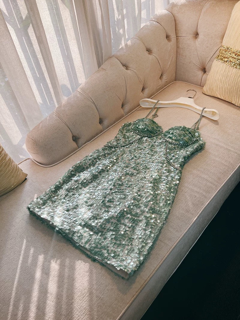 Modest Sheath Straps Sequin Green Short Homecoming Dresses Birthday Outfits With Beads C2227