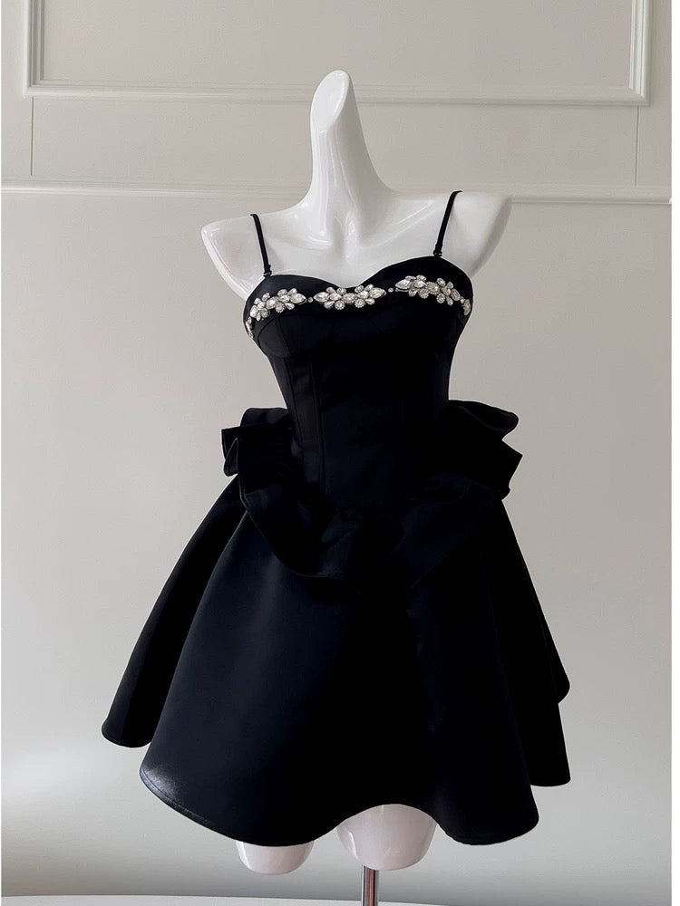 Cute A Line Spaghetti Straps Black Satin Homecoming Dresses Birthday Outfits With Beads C2232