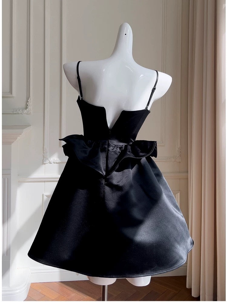 Cute A Line Spaghetti Straps Black Satin Homecoming Dresses Birthday Outfits With Beads C2232