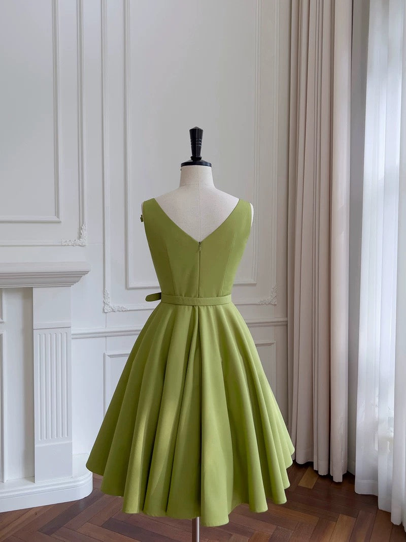 Simple A Line Straps Green Short Satin Homecoming Dresses 18th Birthday Outfit C2292