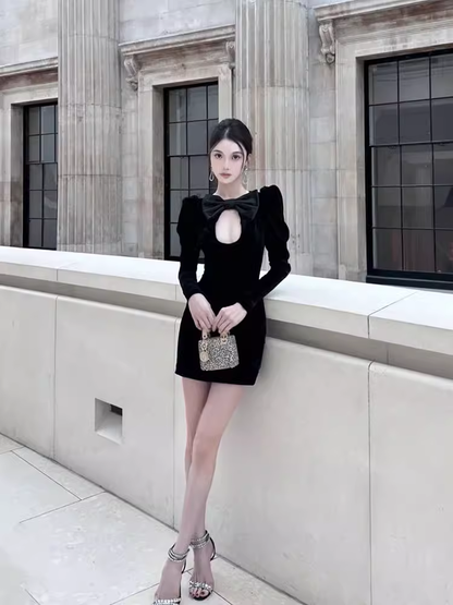 Elegant Sheath Long Sleeves Black Velvet 18th Birthday Dress Short Homecoming Dresses C532