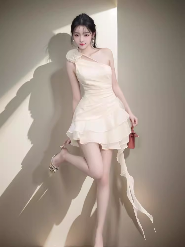 Simple A-Line One Shoulder White Short Birthday Outfits Homecoming Dress C537