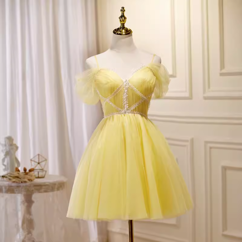 Elegant A Line Yellow Birthday Outfits Tulle Short Sleeves Homecoming Dresses C546