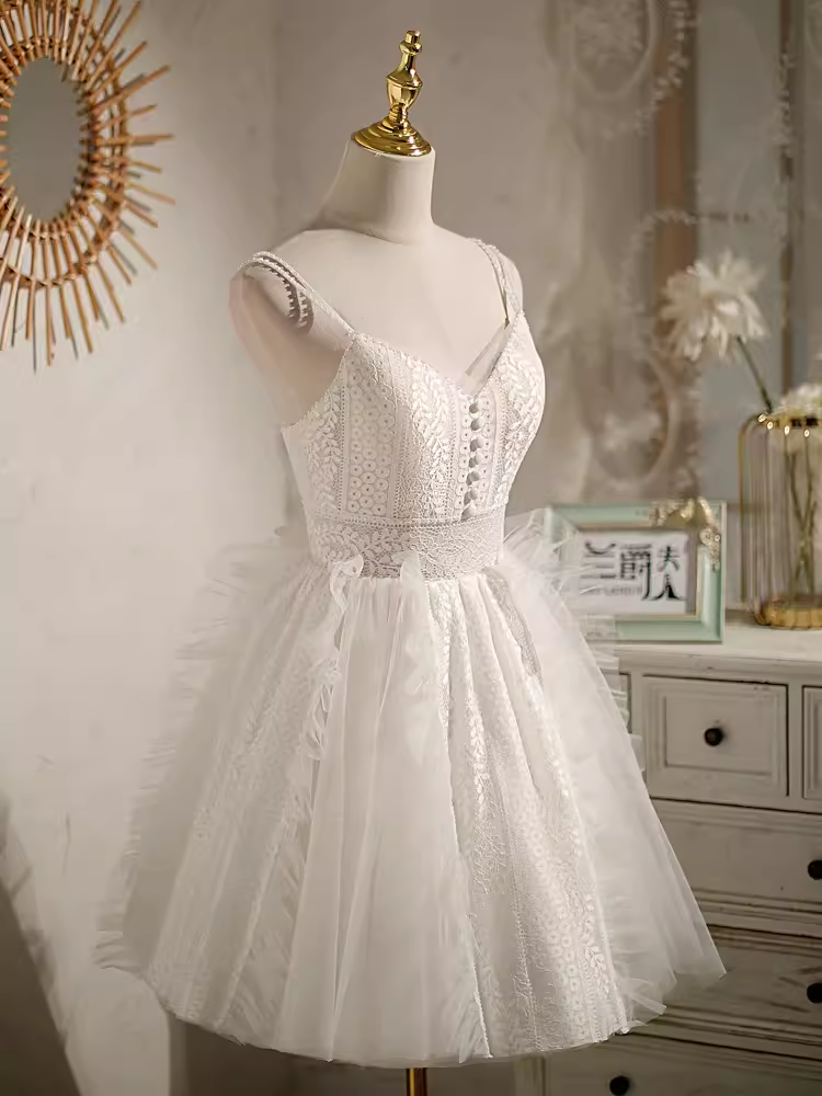 Cute Ball Gown Straps White Birthday Outfits Tulle Lace Homecoming Dresses C552