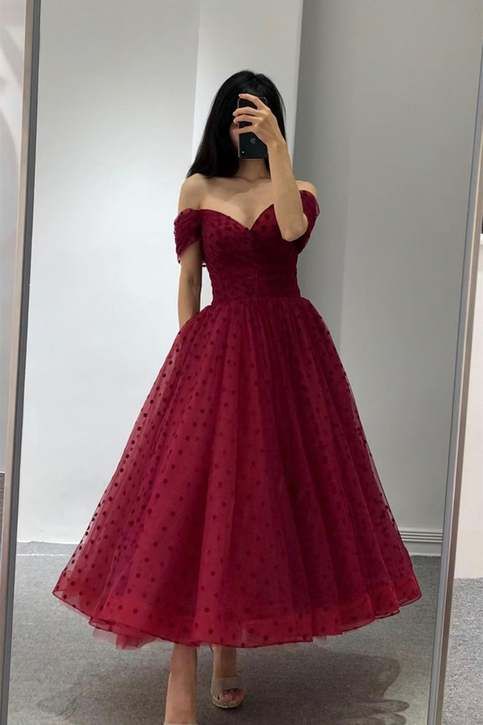 Ball Gown Off Shoulder Burgundy Tulle Tea Length Prom Dresses Homecoming Dress C737