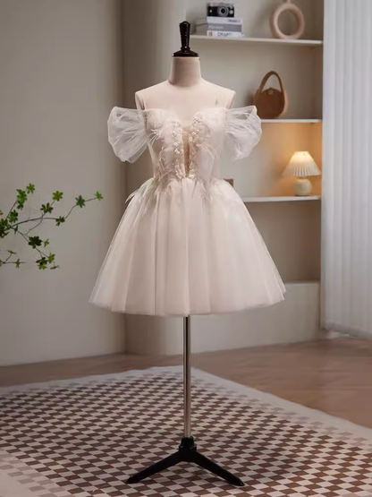 Modest Ball Gown Off The Shoulder White Tulle Birthday Outfits Homecoming Dress C942