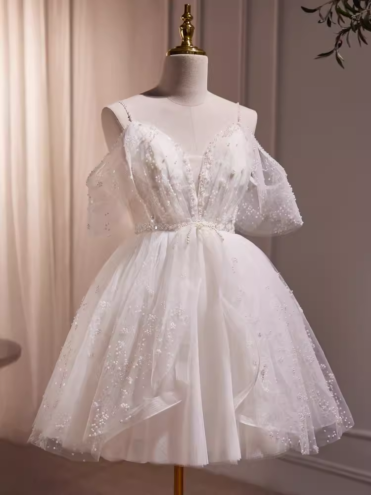 Modest Ball Gown Off The Shoulder White Tulle Birthday Outfits Homecoming Dress C944