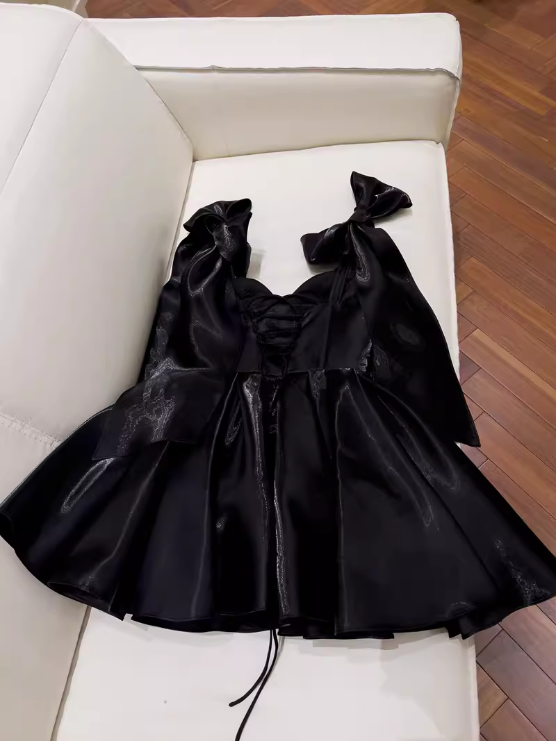 Sexy A line Straps Black Satin Birthday Outfit Homecoming Dresses C957