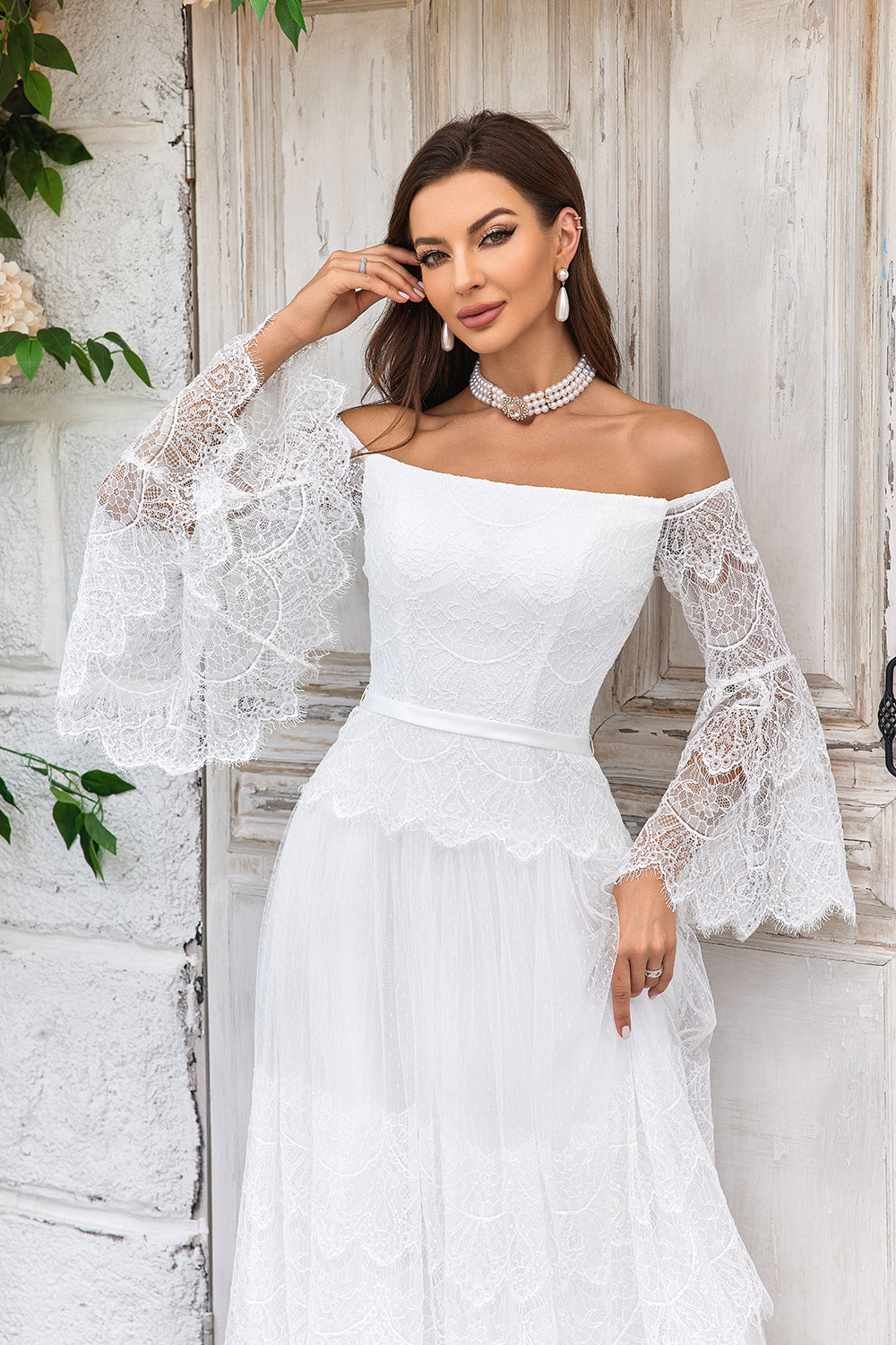 Ivory Sweep Train Flare Sleeves Wedding Dress