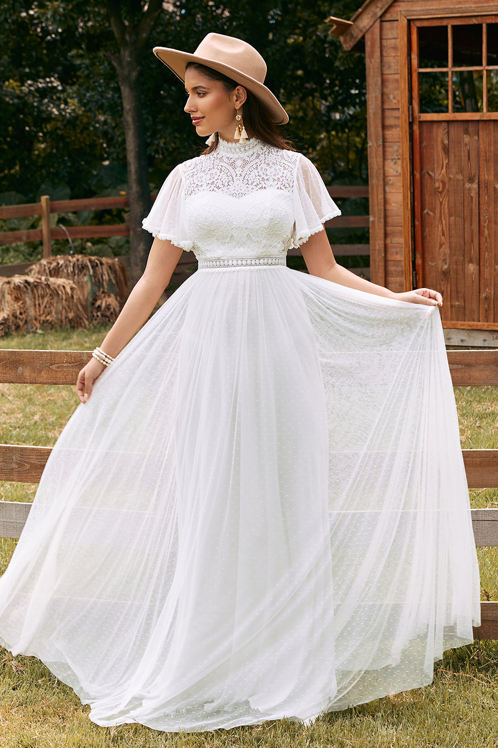 Vintage Ivory Chiffon Boho Wedding Dress with Lace