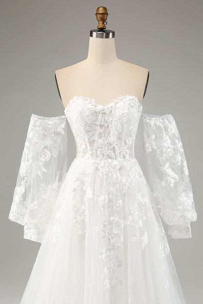 White A Line Tulle Long Sleeves Wedding Dress with Appliques Lace