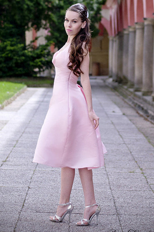 A-line Halter Round Collar Tea Length Chiffon Sleeveless Bridesmaid Dress