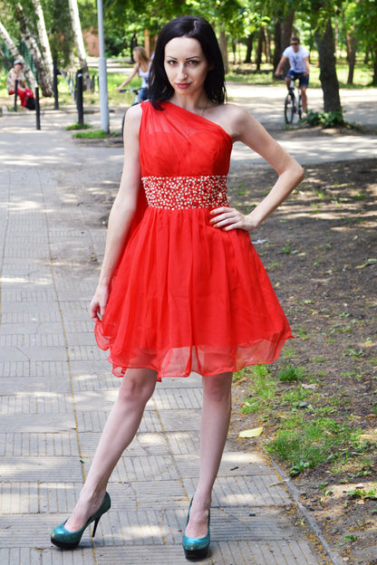 A-line One-shoulder Sweetheart Knee Length Tulle Rhinestone Homecoming Dress