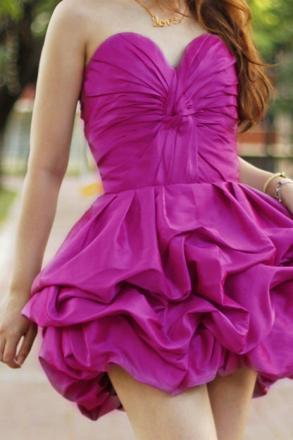 A-line Sweetheart Knee Length Charmuse Paillette Homecoming Dress