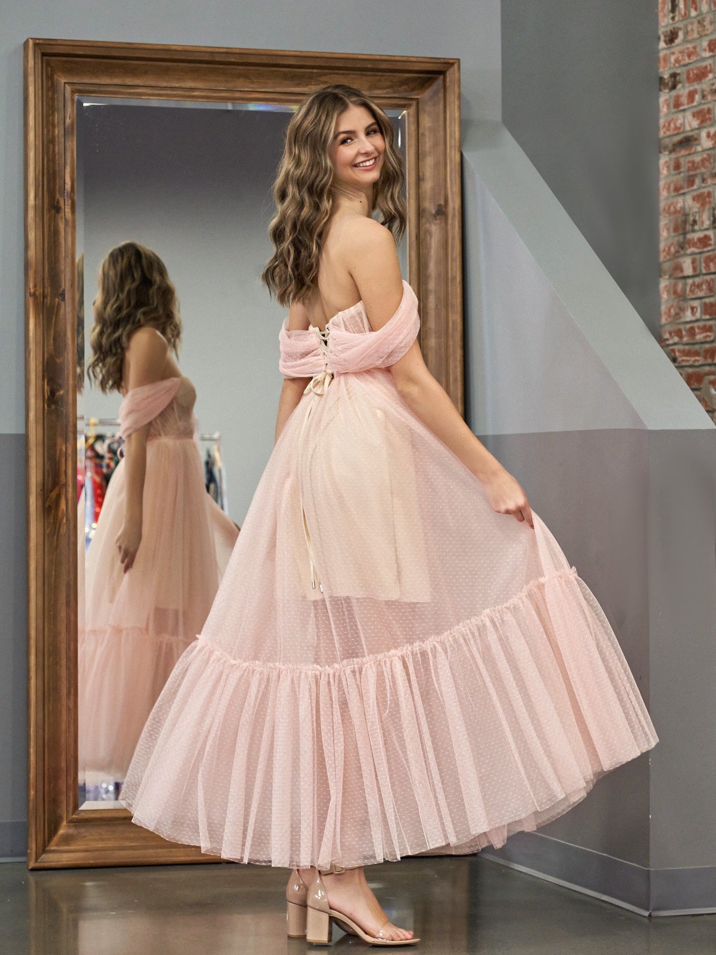 Nova | A-Line Tulle Sweetheart Tea-Length Homecoming Dress