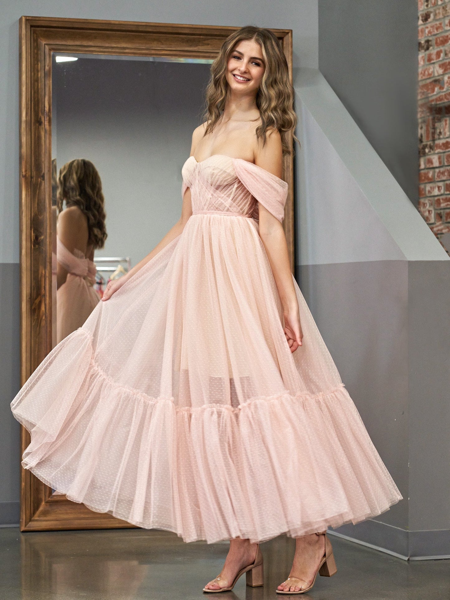 Nova | A-Line Tulle Sweetheart Tea-Length Homecoming Dress