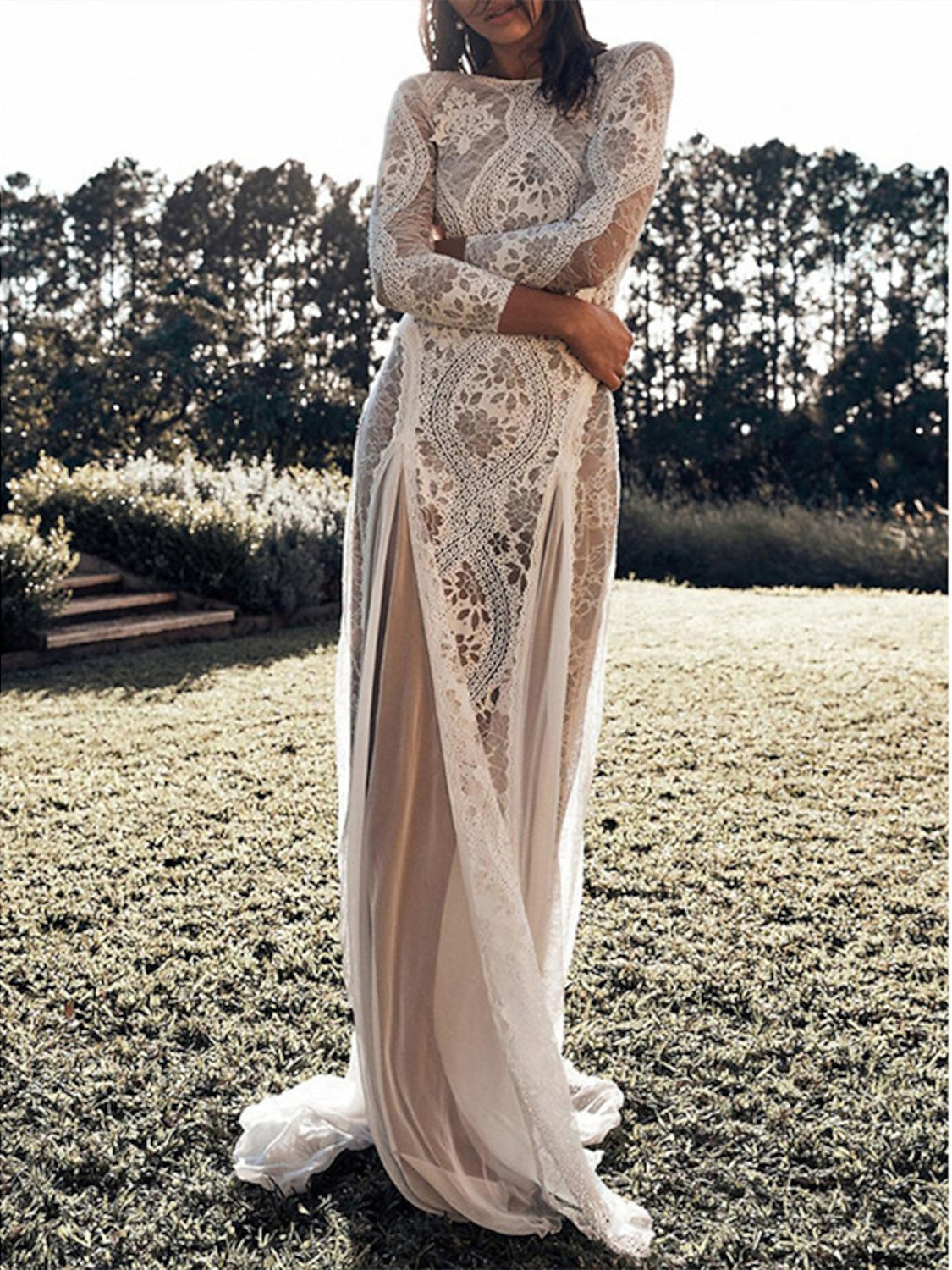 Sheath / Column Beach Wedding Dress 3/4 Length Sleeves with Appliques