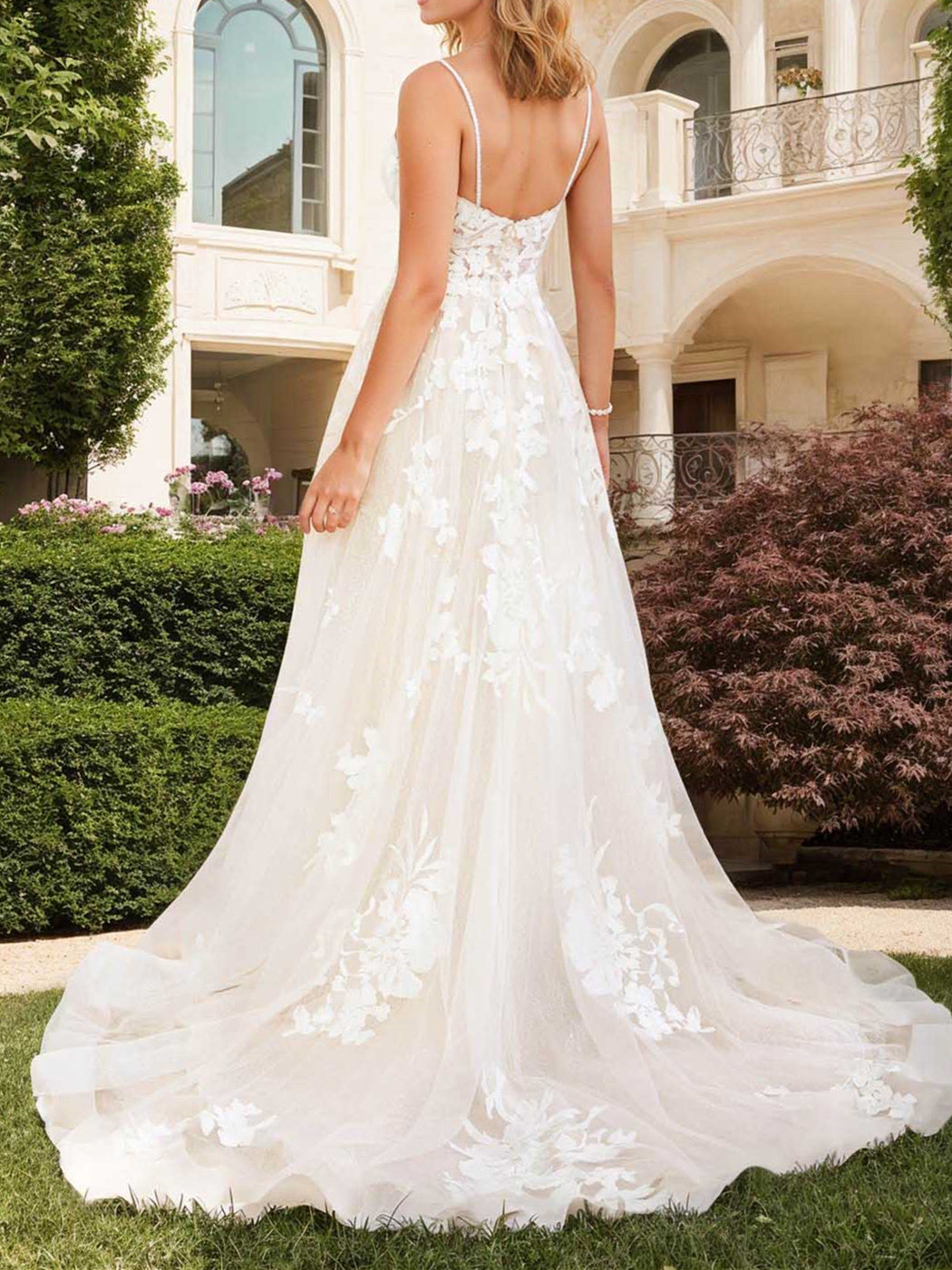 A-Line/Princess V-Neck Floor-length Wedding Dress