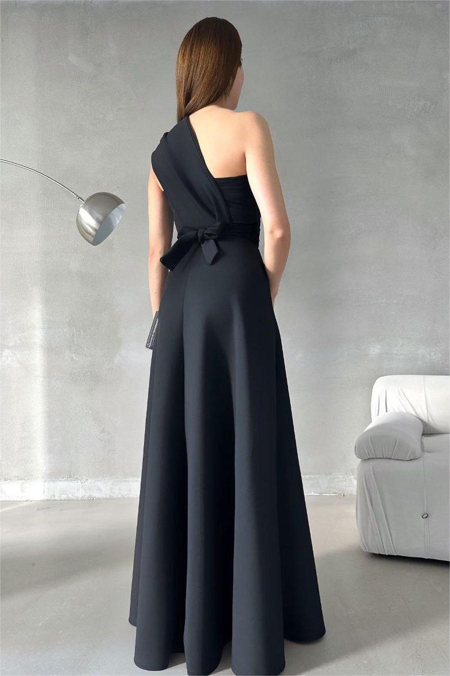 edgynewlook Charming Black Satin Sleeveless One Shoulder High Waist Prom Dress with Spilt