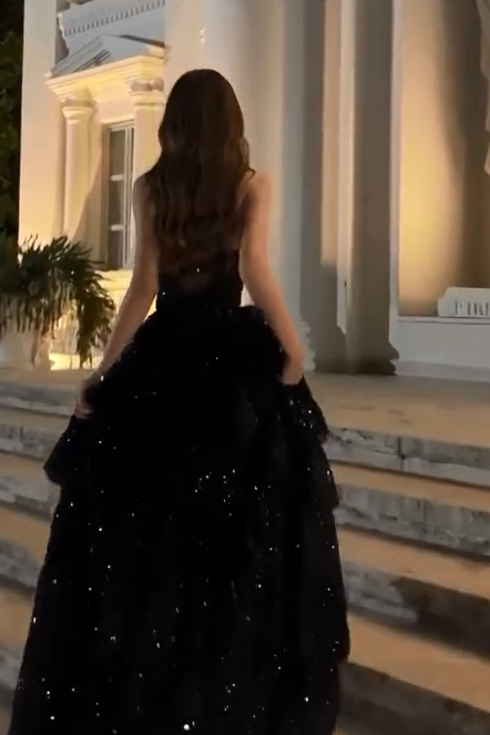 edgynewlook Stunning Black Sequins Sleeveless Strapless Split Long Prom Dress with Ruffles