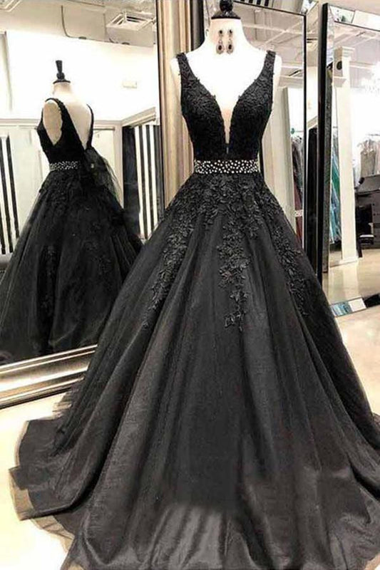 edgynewlook Black V-Neck Sleeveless Prom Dress with Applique Beadings