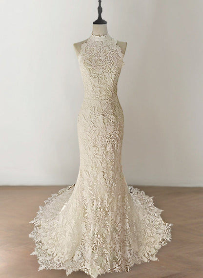 Delicated Trumpet/Mermaid Halter Sleeveless Wedding Dresses with Lace Appliques