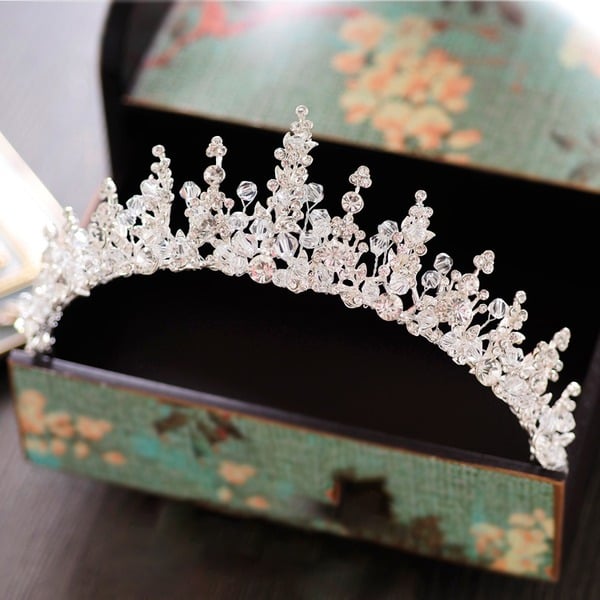 Headpiece/Crowns & Tiaras Beautiful Women With Crystal