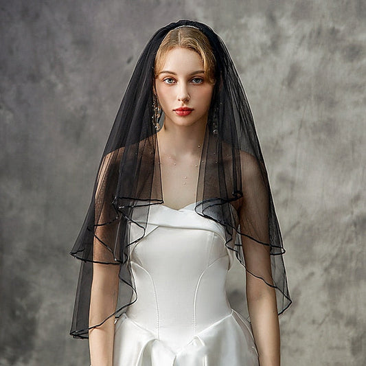 Two-tier Stylish / Classic & Timeless Wedding Veil Elbow Veils with Flower Comb / Pure Color Tulle