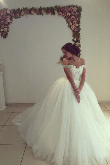 Beautiful Off the Shoulder Tulle Chapel Train Ball Gown Wedding Dresses