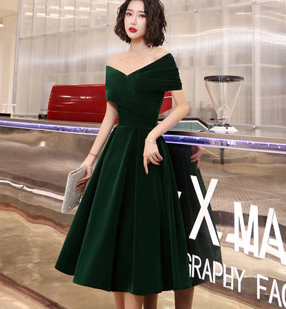 Green velvet short prom dress homecoming dress  8483