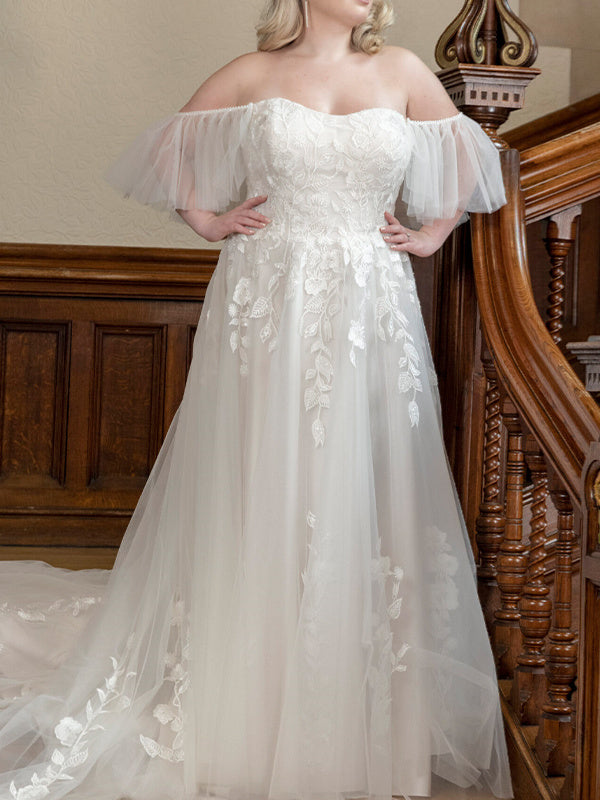 A-Line/Princess Off-the-shoulder Sweep Train Sleeveless Tulle Wedding Dresses With Appliques Lace