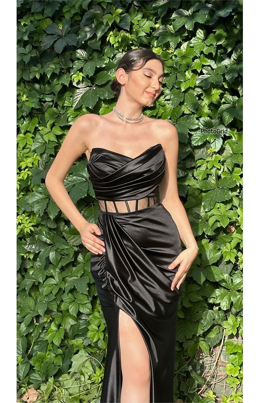 edgynewlook Stunning Black Satin Sleeveless Strapless Pleated Prom Dress with Long Split