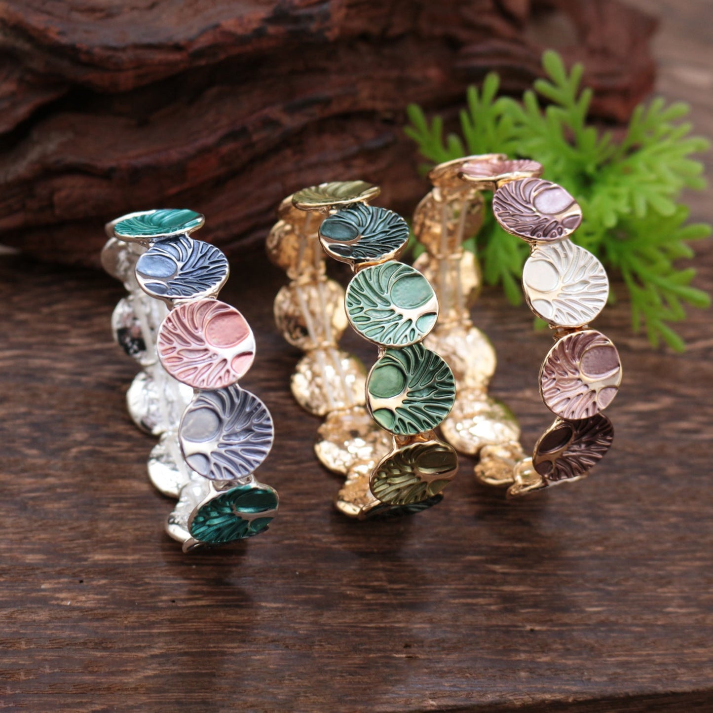 Delicated Enamel Round Artistic Floral Stretch Bracelet