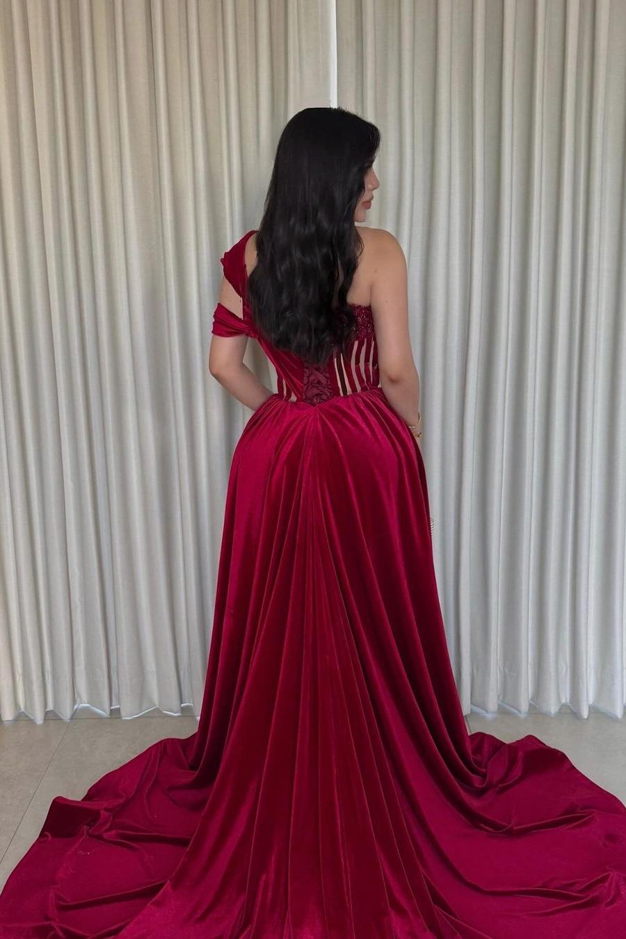 edgynewlook Glamorous Red Velvet One Shoulder Sleeveless Long Pleated Prom Dress with Split