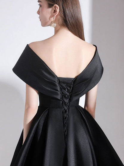 Charming Evening Dress A-Line V-Neck Knee-Length Short Sleeves Lace-up Pleated Satin Fabric Cocktail Dress Little Black Dress