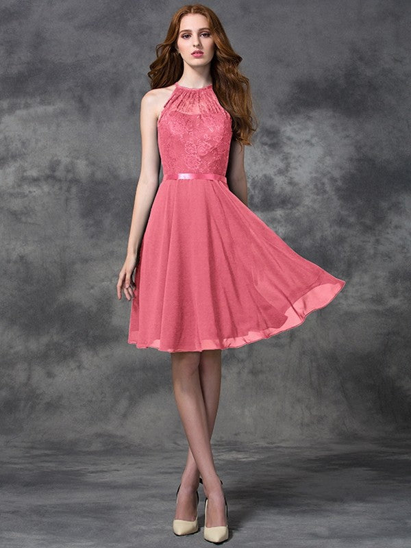 Charming Halter Lace Sleeveless Short Chiffon Bridesmaid Dresses