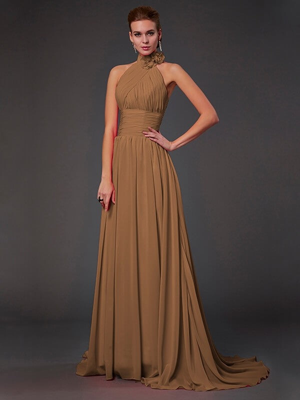 Charming Halter Sleeveless Hand-Made Flower Long Chiffon Bridesmaid Dresses