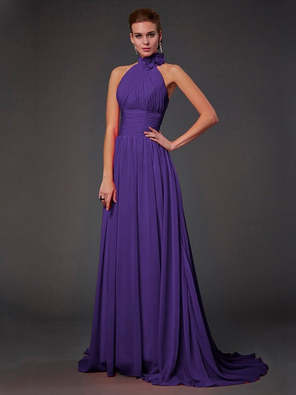 Charming Halter Sleeveless Hand-Made Flower Long Chiffon Bridesmaid Dresses