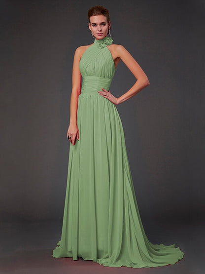 Charming Halter Sleeveless Hand-Made Flower Long Chiffon Bridesmaid Dresses