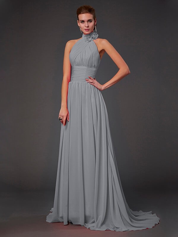 Charming Halter Sleeveless Hand-Made Flower Long Chiffon Bridesmaid Dresses