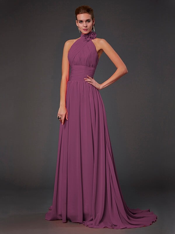 Charming Halter Sleeveless Hand-Made Flower Long Chiffon Bridesmaid Dresses