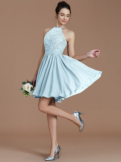 Charming Halter Sleeveless Lace Short/Mini Chiffon Bridesmaid Dresses