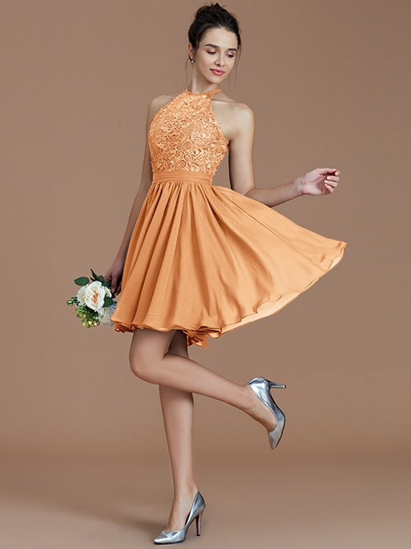 Charming Halter Sleeveless Lace Short/Mini Chiffon Bridesmaid Dresses