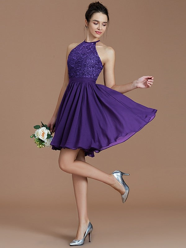 Charming Halter Sleeveless Lace Short/Mini Chiffon Bridesmaid Dresses