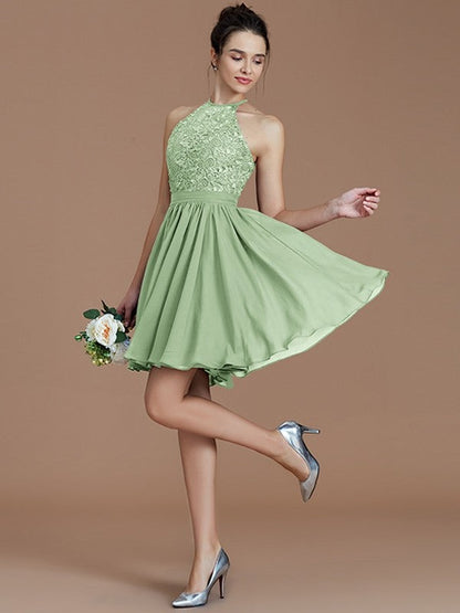 Charming Halter Sleeveless Lace Short/Mini Chiffon Bridesmaid Dresses